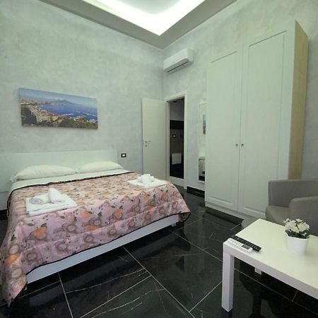 ホテル Savastano House ナポリ エクステリア 写真